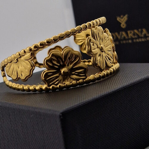 Floral cuff bracelet